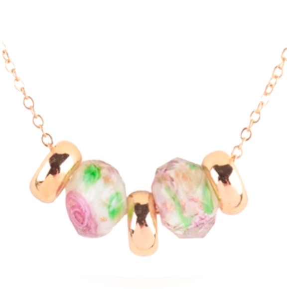 ✌🏼 #58 Floral Crystal Beaded Minimalist Spring Time Necklace - Picture 8 of 14